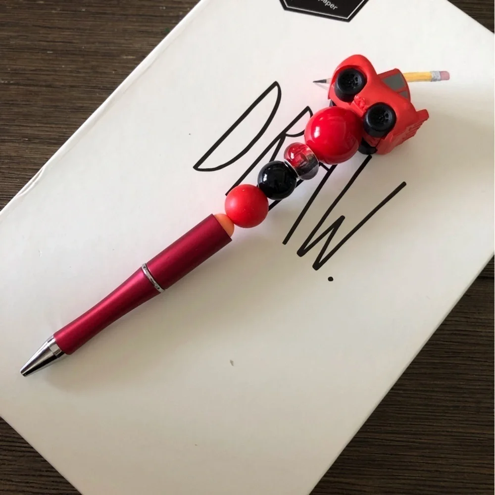 Disney Doorables: Cars: Lighting McQueen handmade beaded pen